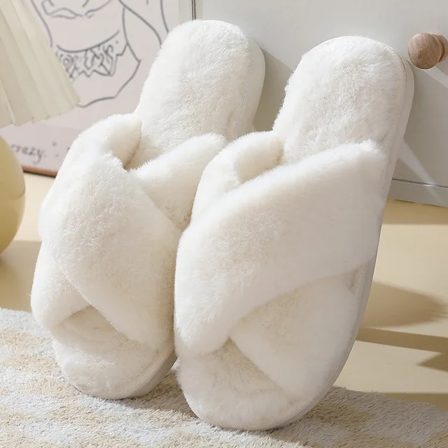 Fluffy inniskór / 4 litir