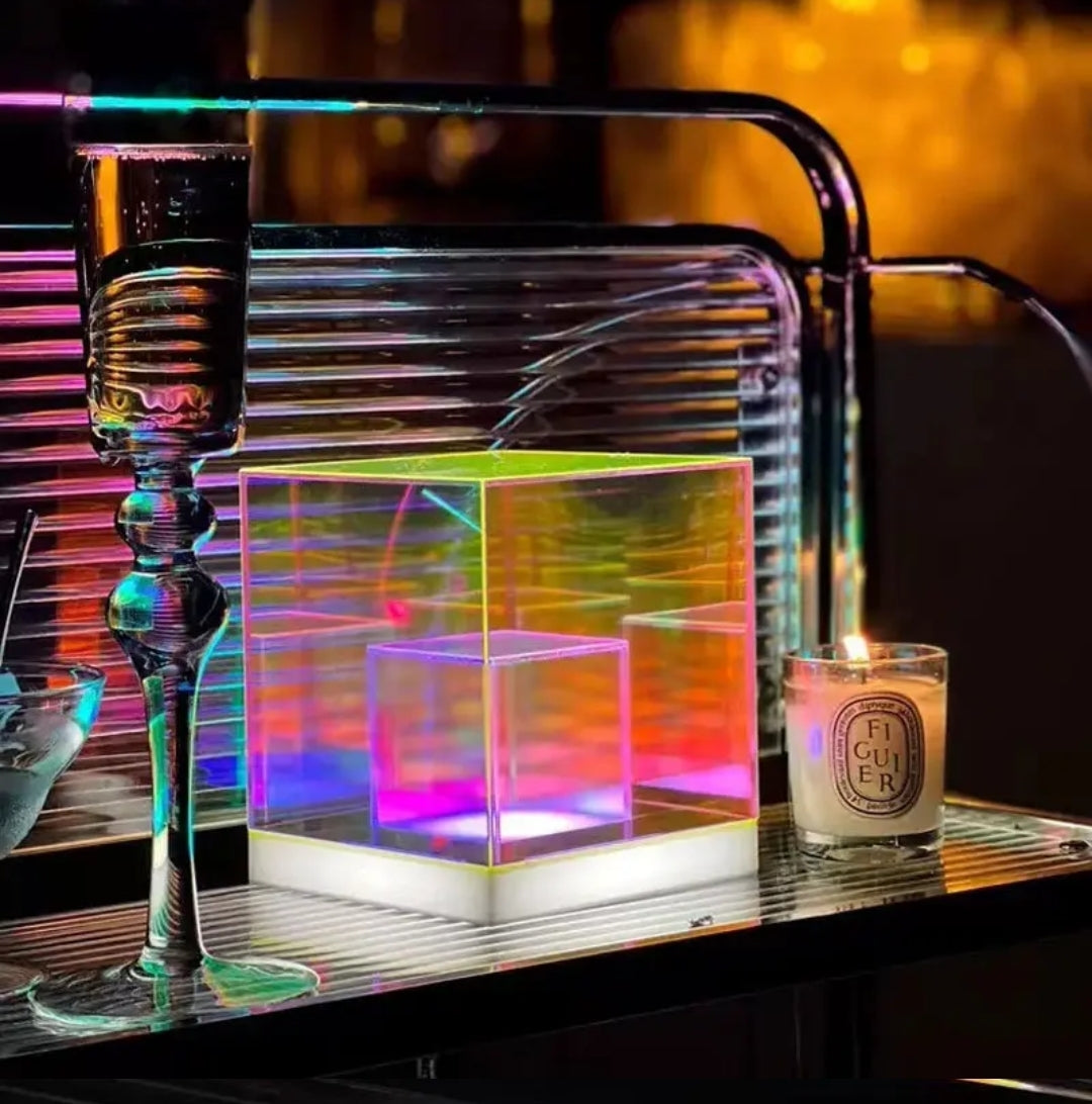 3D Cube lampi // FORPÖNTUN Á KYNNINGARTILBOÐSVERÐI
